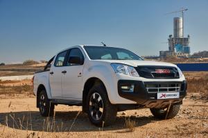 Isuzu KB Double Cab X-Rider 2016 года
